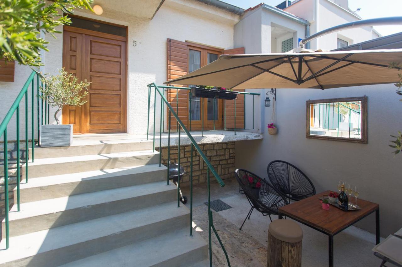 Holiday House Vida Biograd Na Moru Esterno foto